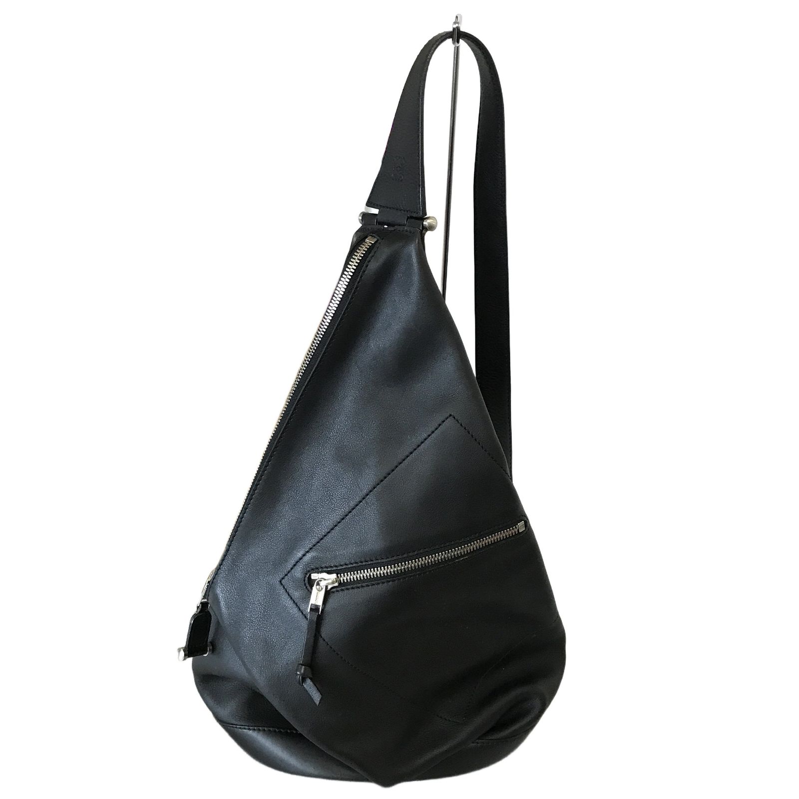 LOEWE ロエベ ANTON BACKPACK アントン バックパック ボディバッグ レザー ブラック 中古 T11489778