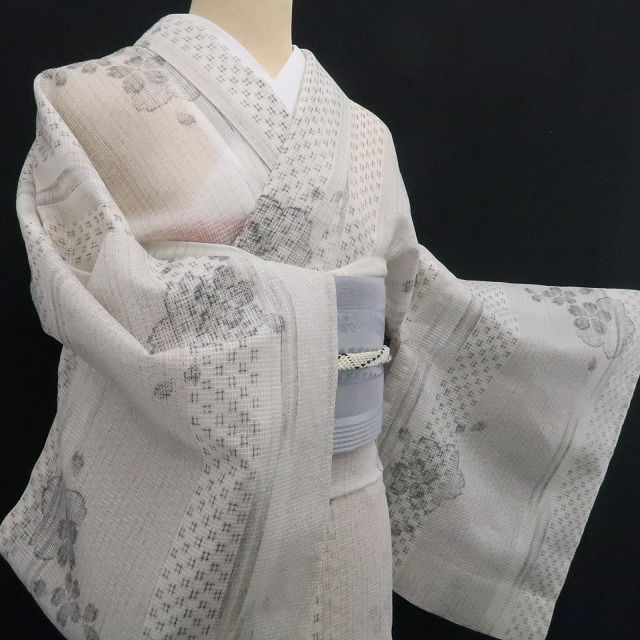 新品・絹紅梅】小紋 高級浴衣 桜 夏着物 モノトーン 正絹 仕付け糸付