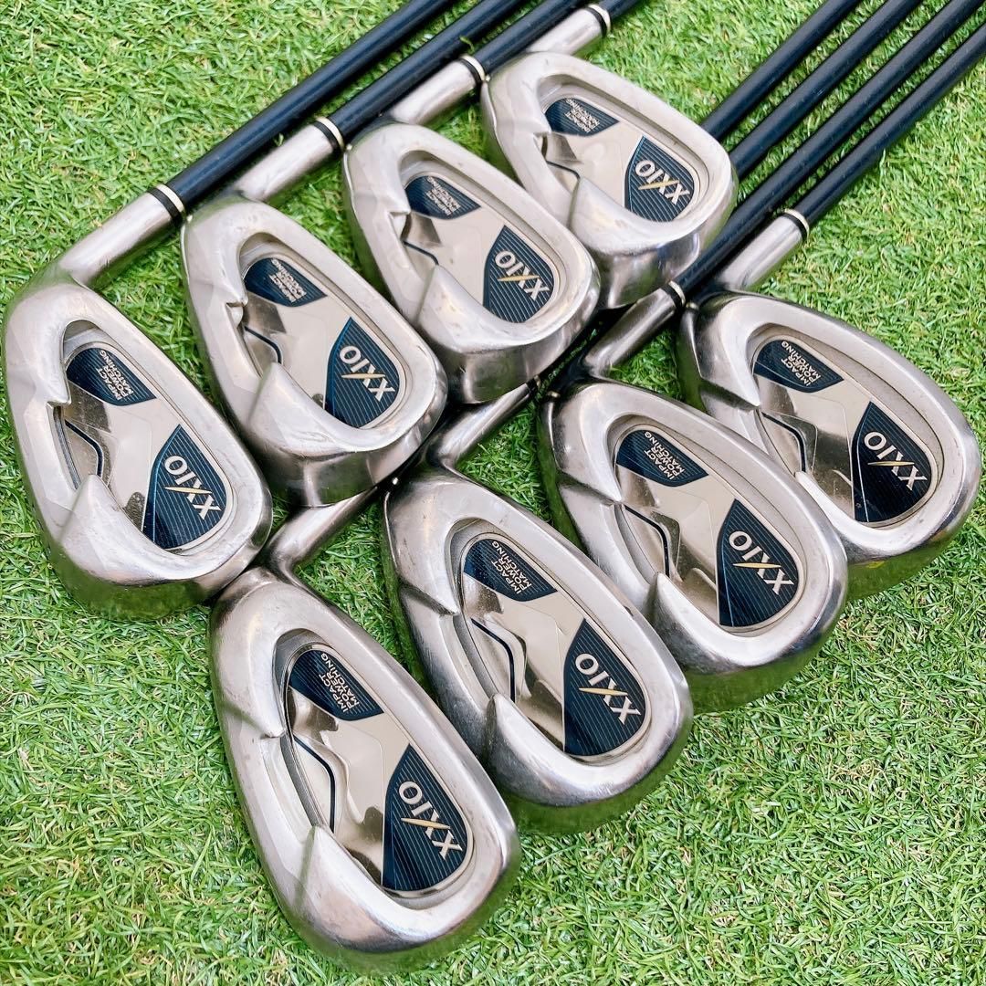 人気 ゼクシオ XXIO5 5代目　FLEX S 8本 右利き