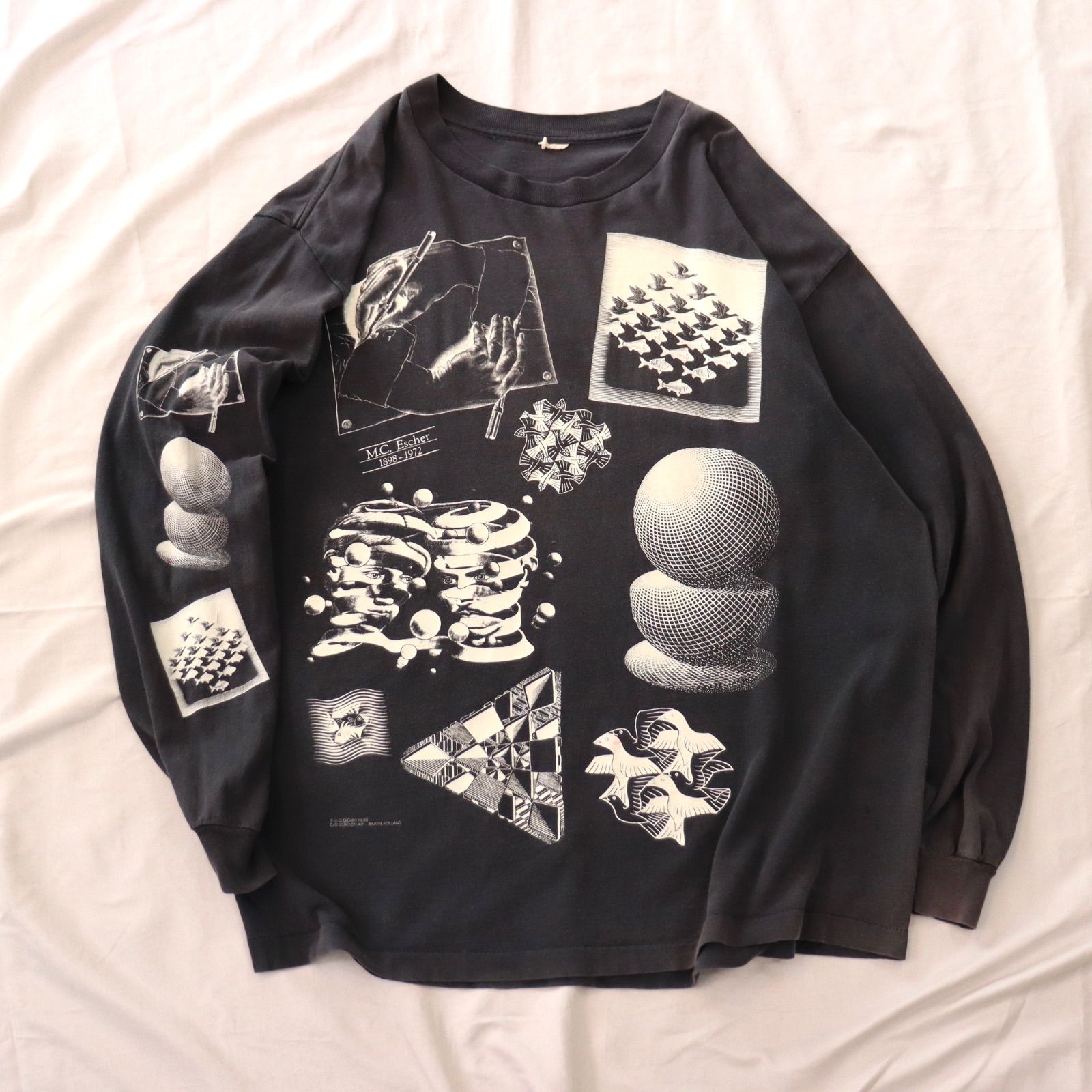 90's Art Long Sleeve Tee