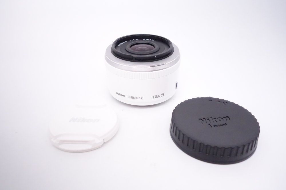 【極上品】ニコン Nikon 単焦点レンズ 1 NIKKOR 18.5mm f/1.8 ホワイト [W2607064A]