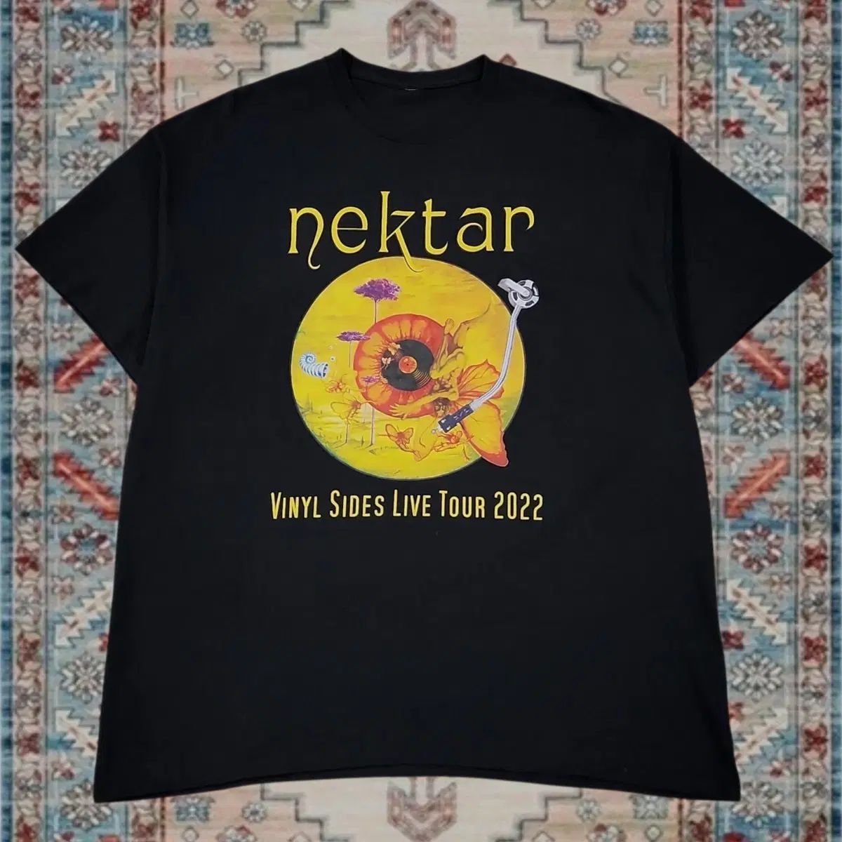 ネクター 2022 ツアー バンド グラフィック Tシャツ