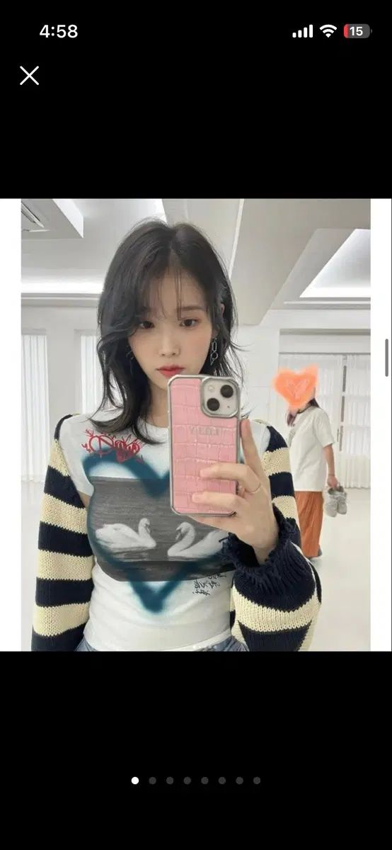 ザオープンプロダクト スワン クロップド Red Velvet(レッドベルベット・レドベル) ウェンディ IU 半袖Tシャツ 白