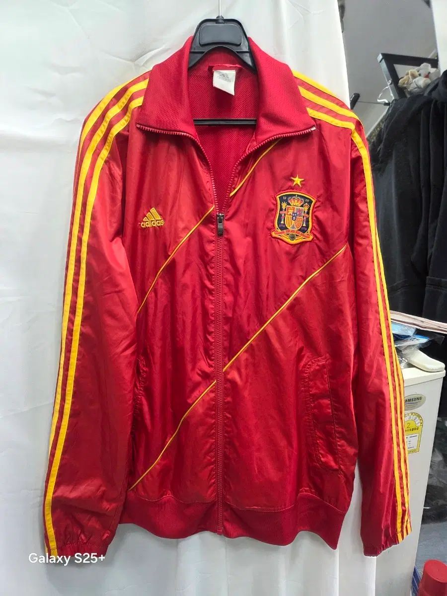 アディダス スペイン 韓国国家代表 トレーナー ジップアップ ジャケット