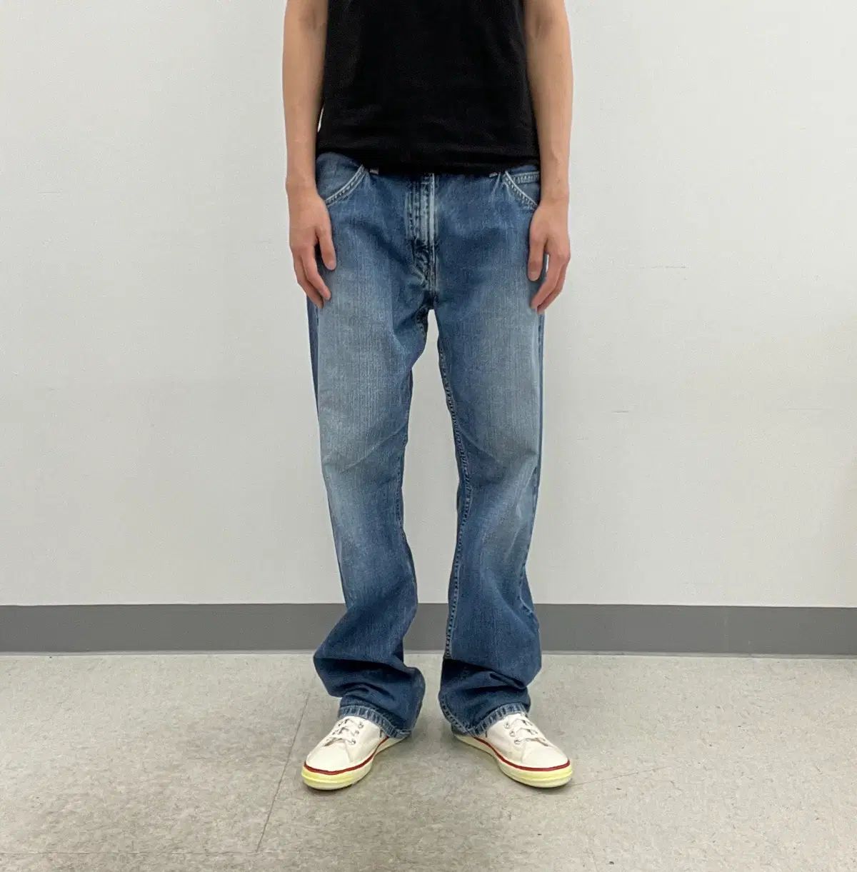 リーバイス 523 Regular Straight デニム パンツ 34 8,884円