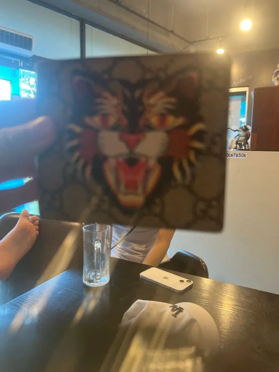グッチ タイガー 二つ折り財布