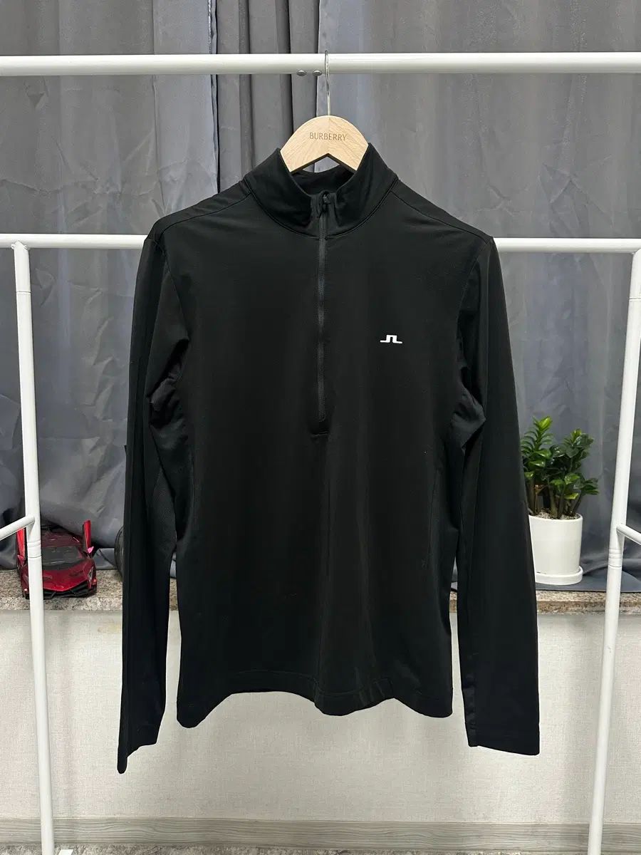 J.LINDEBERG(J.リンドバーグ) 正規品 / メンズ95-100 / ゴルフ 新モデル ハーフジップ