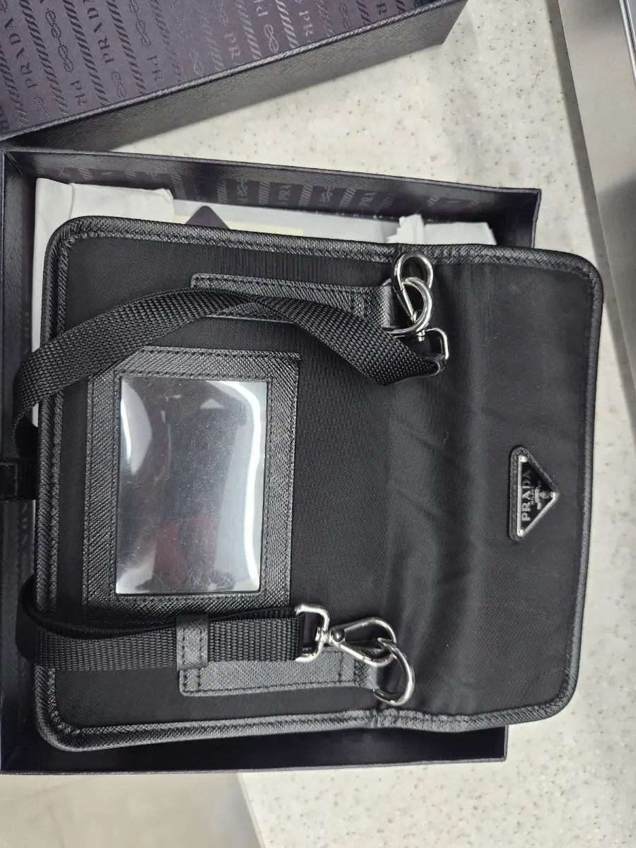 PRADA プラダ ナイロン ポーチ ブラック 64,313円