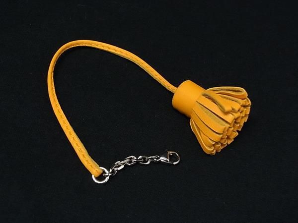 新品✨HERMES エルメス カルメンチータ プチポンポン チャーム レザー □美品□ HERMES エルメス カルメンチータ レザー シルバー金具