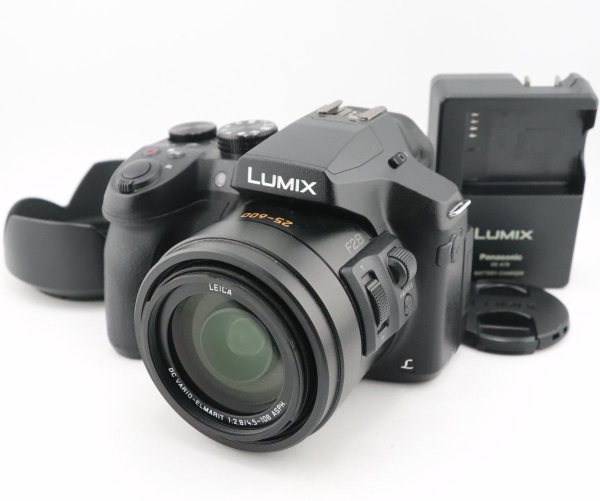 Number of good shots: 1,949 Panasonic PANASONIC Panasonic LUMIX DMC-FZ300 with black charger W0825 #5521
