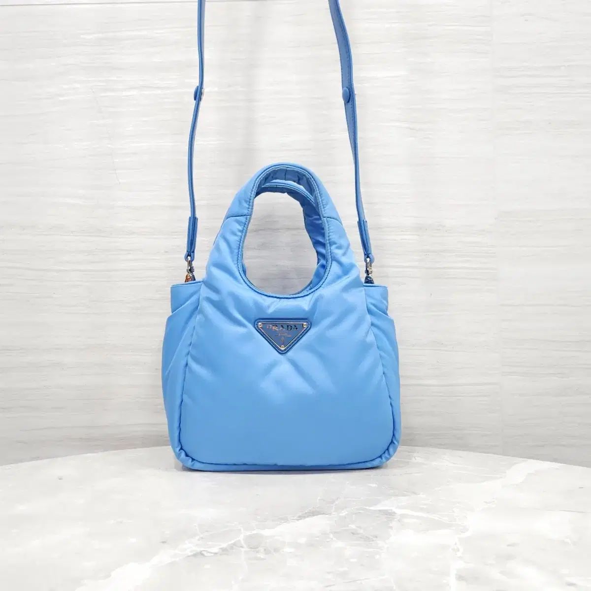 PRADA ソフト ダウン リナイロン ミニバック