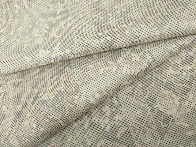平和屋着物●本場大島紬　白大島　9マルキ　吉祥枝花文　ロング丈　正絹　逸品　AABK8628cs