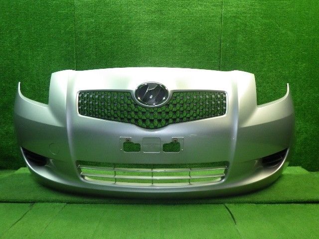 ヴィッツ DBA-KSP90 FバンパーASSY 3P3 52119-582410-D2 9403 19,536円