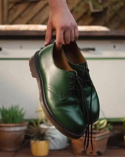 260 UK7 DR. MARTENS ドクターマーチン スムース グリーン 1461 23,238円