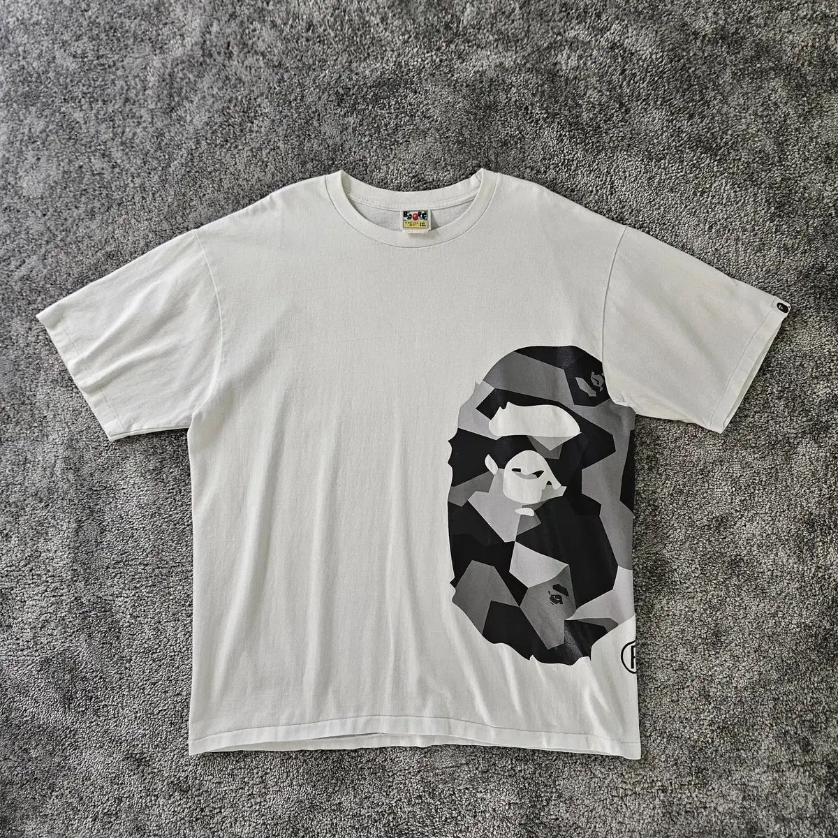 A BATHING APE 半袖Tシャツ