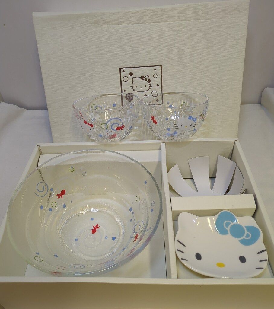 Hello Kitty Sanrio Somen Set/Goldfish 2004