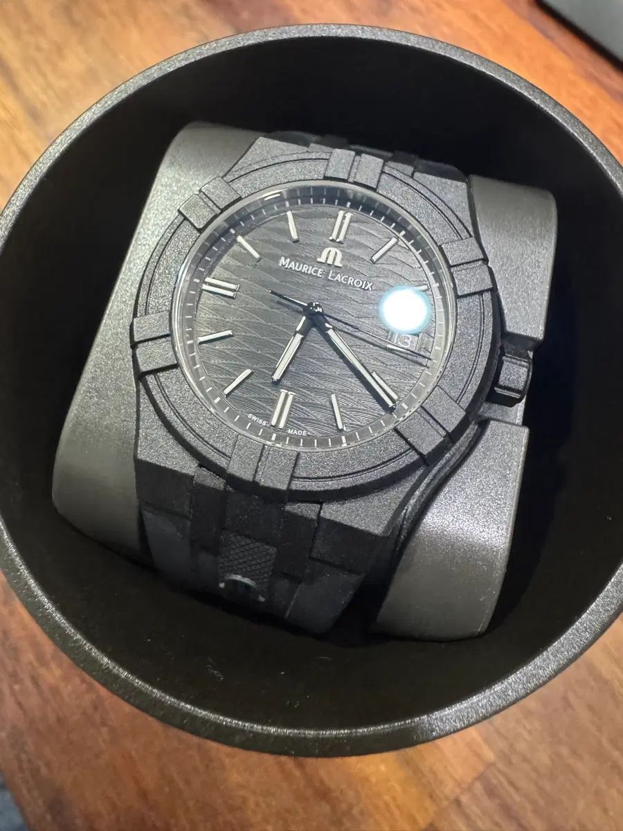 モリス ラクロワ iKON タイド ブラック 40mm クオーツ ラバーバンド