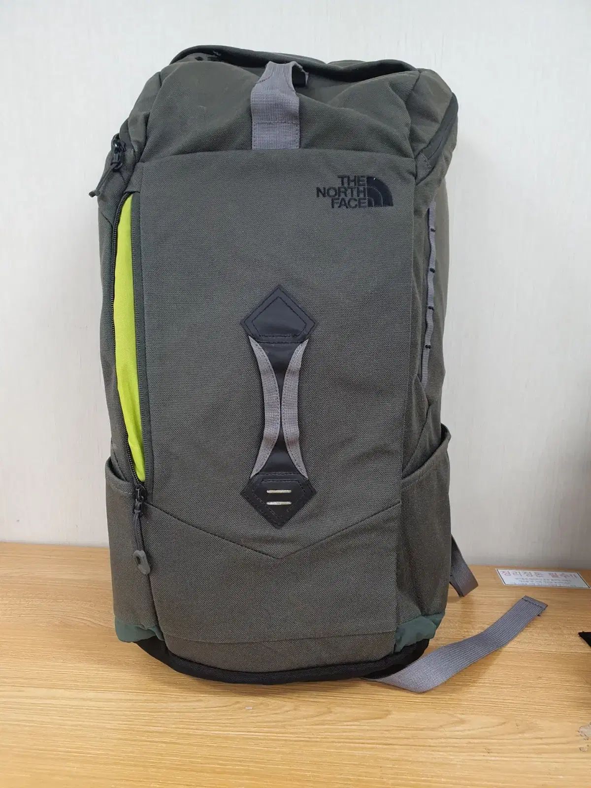 THE NORTH FACE ザノースフェイス 正規品 30L リュック リュックサック 出品