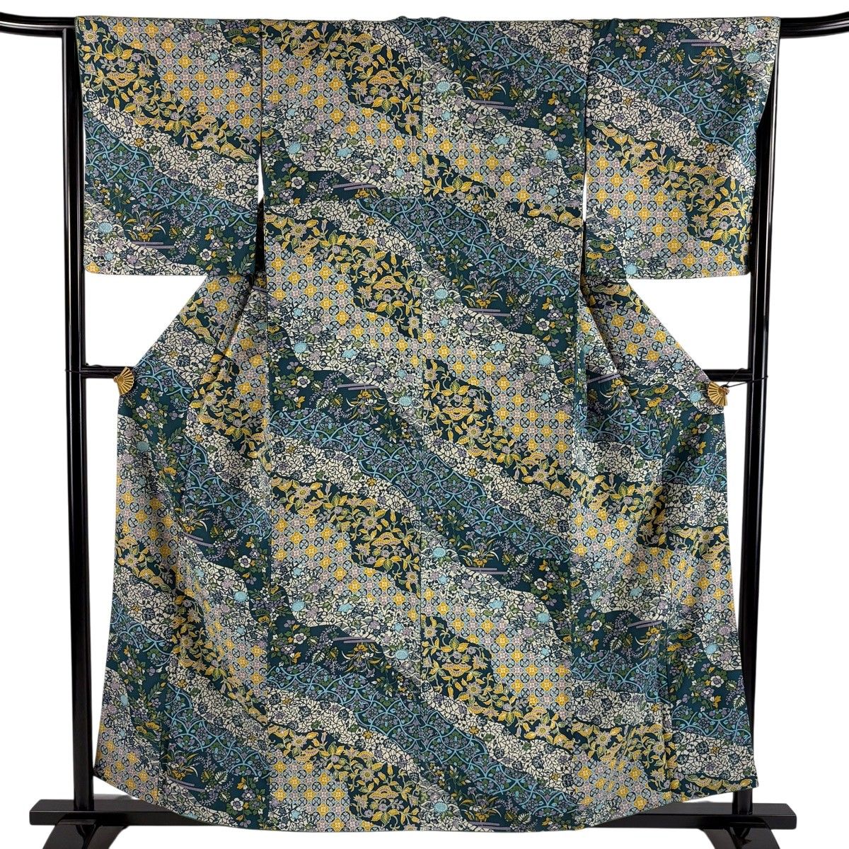 【美品】 小紋 身丈159cm 裄丈65cm M 袷 草花 菱 緑 正絹 秀品 【中古】 7,040円
