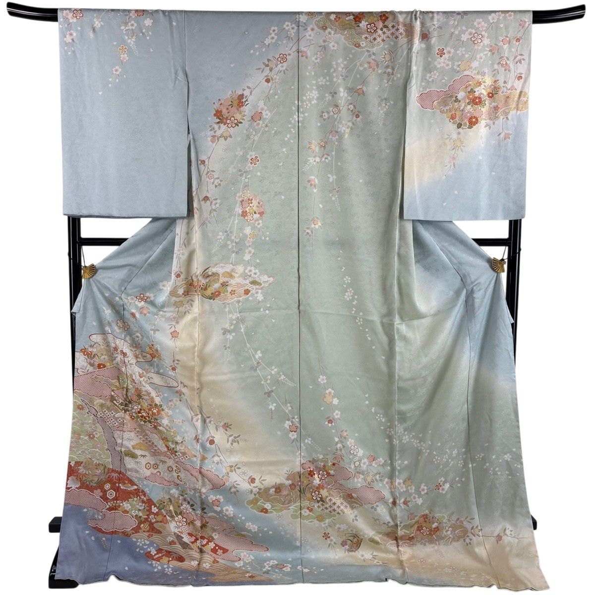 訪問着 身丈183.5cm 裄丈68cm 未仕立て 仮絵羽 文箱 花丸文 金糸 金彩 水色 正絹 秀品 【中古】