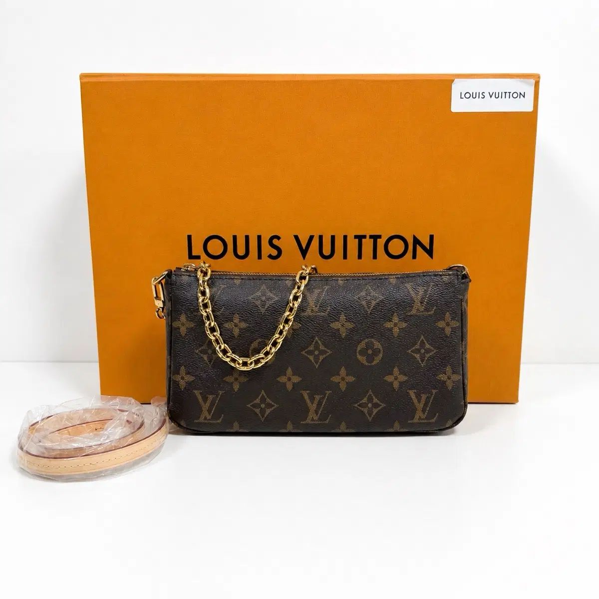 Louis Vuitton ルイヴィトン ポシェット アクセスワ