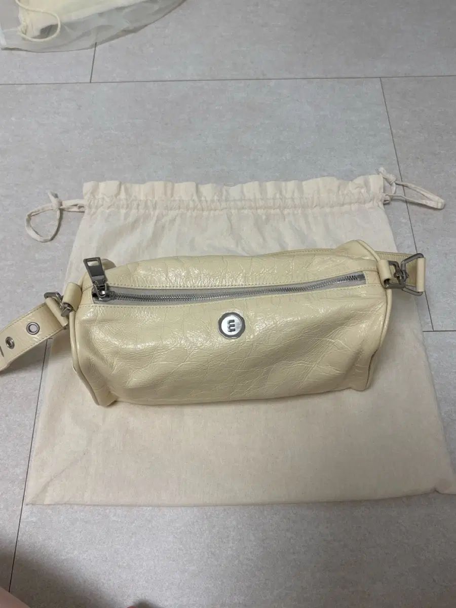 ミニミュート brettbag ミュウアイボリー