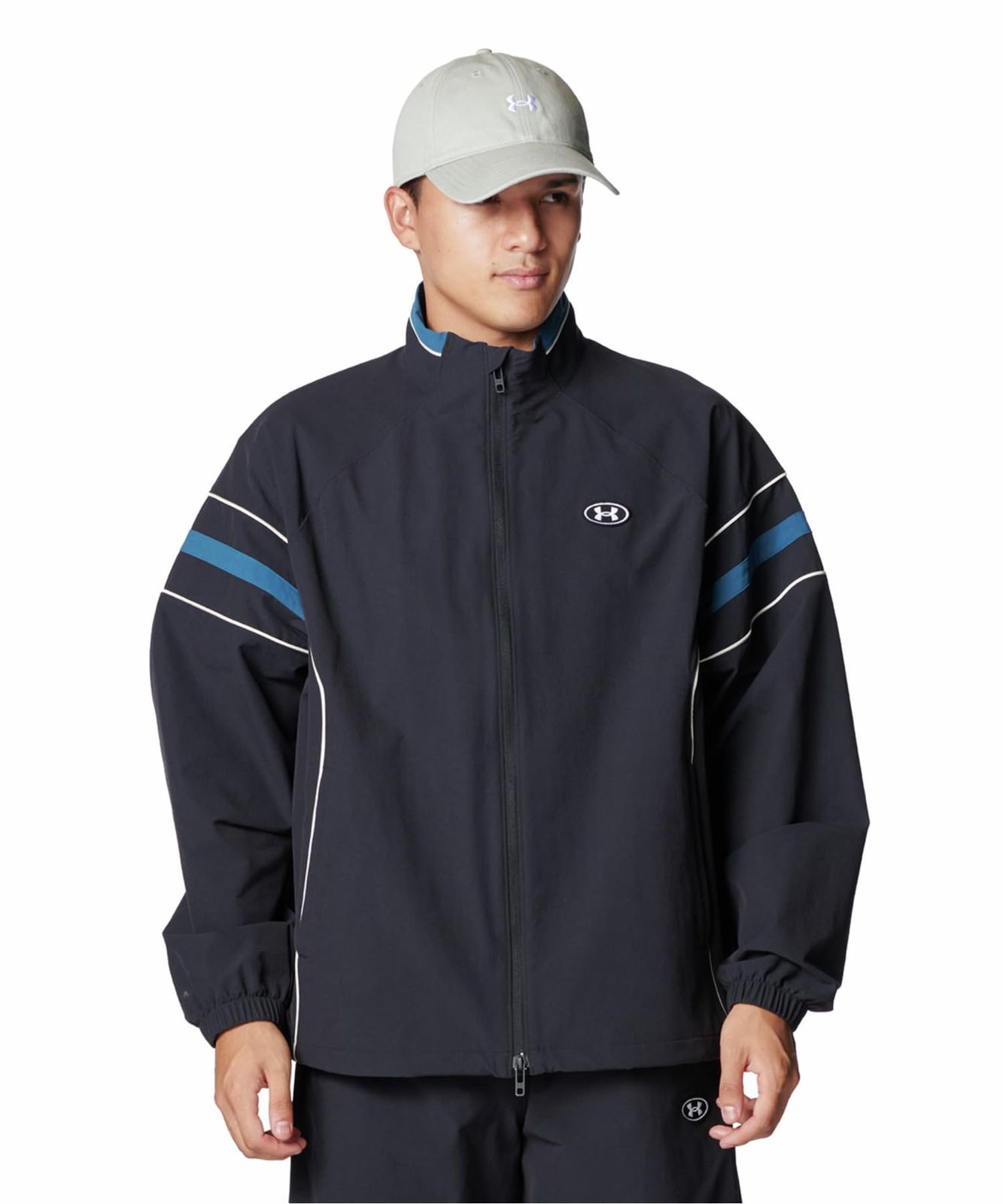 新品 [アンダーアーマー] UA NYLON TRACK JACKET 6012645(001) ブラック L