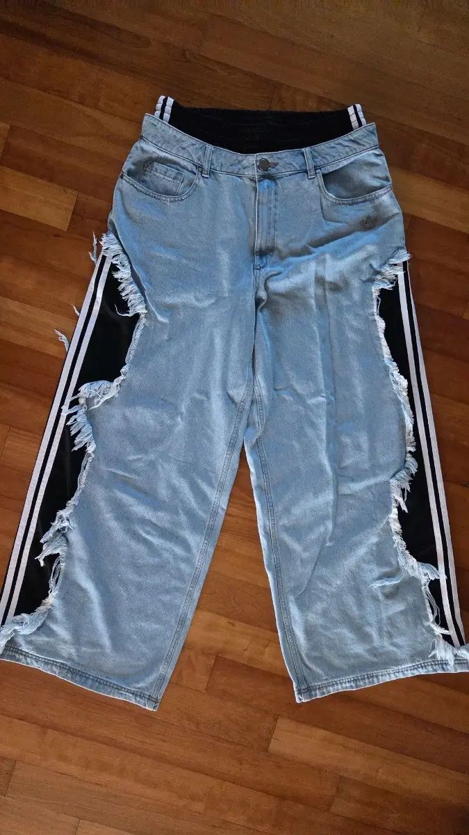 (XL)アディダス アディレニウム 5 0 デコンストラクテッド デニムパンツ