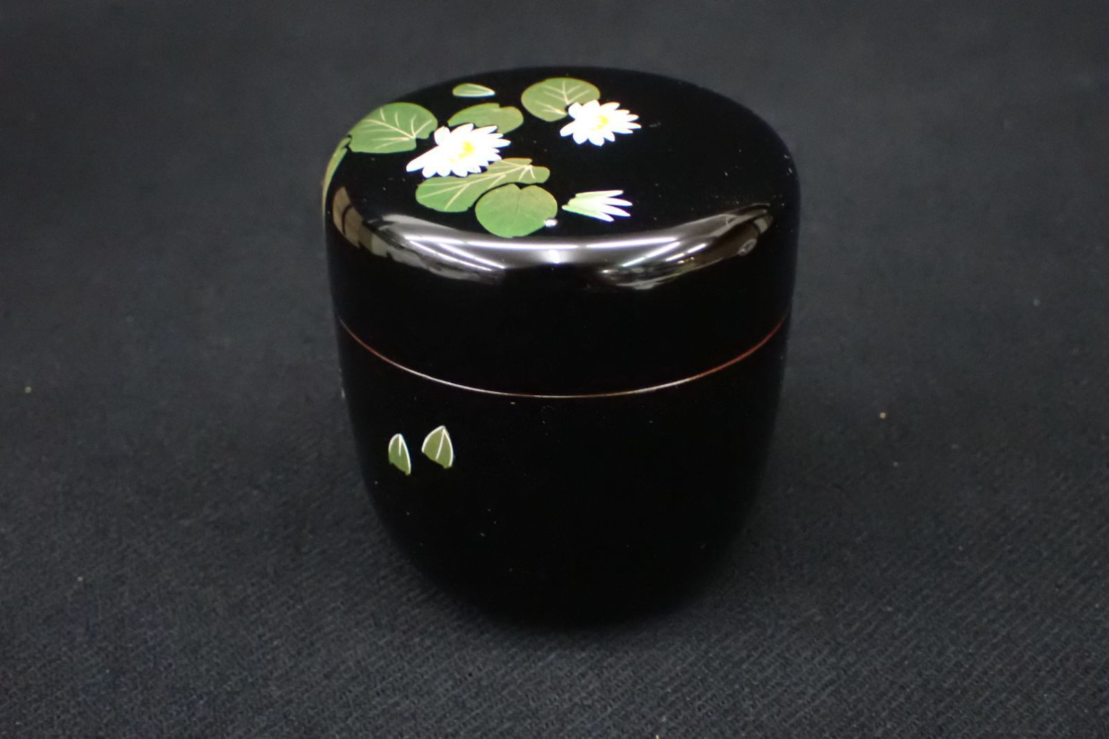 ◇茶道具03 佐々木麗峰 内朱塗 ひつじ草蒔絵 中棗◇共箱 - メルカリ