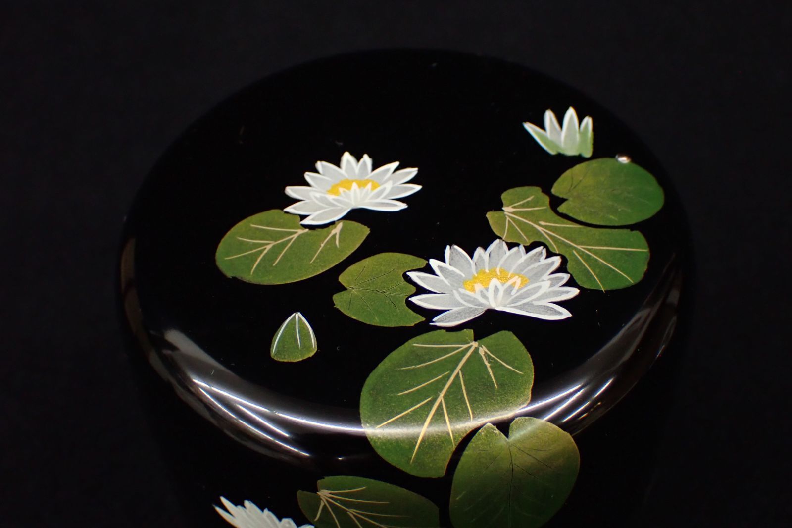 ◇茶道具03 佐々木麗峰 内朱塗 ひつじ草蒔絵 中棗◇共箱 - メルカリ