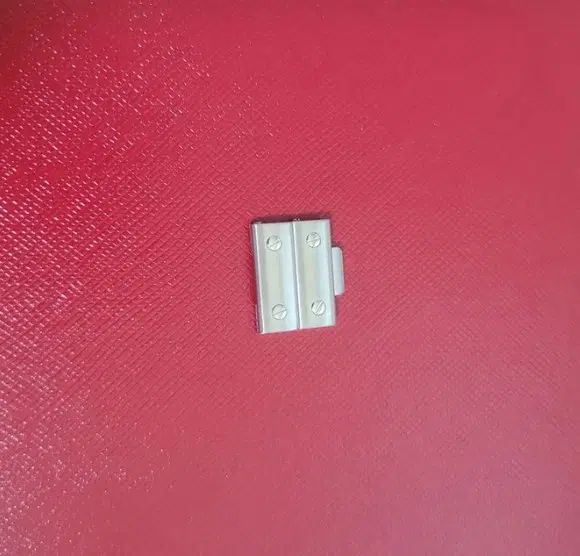 カルティエ サントス ミディアム レディース 替えベルト 出品 12,113円