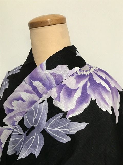 新品 3Lサイズ 浴衣 綿 黒地に牡丹模様
