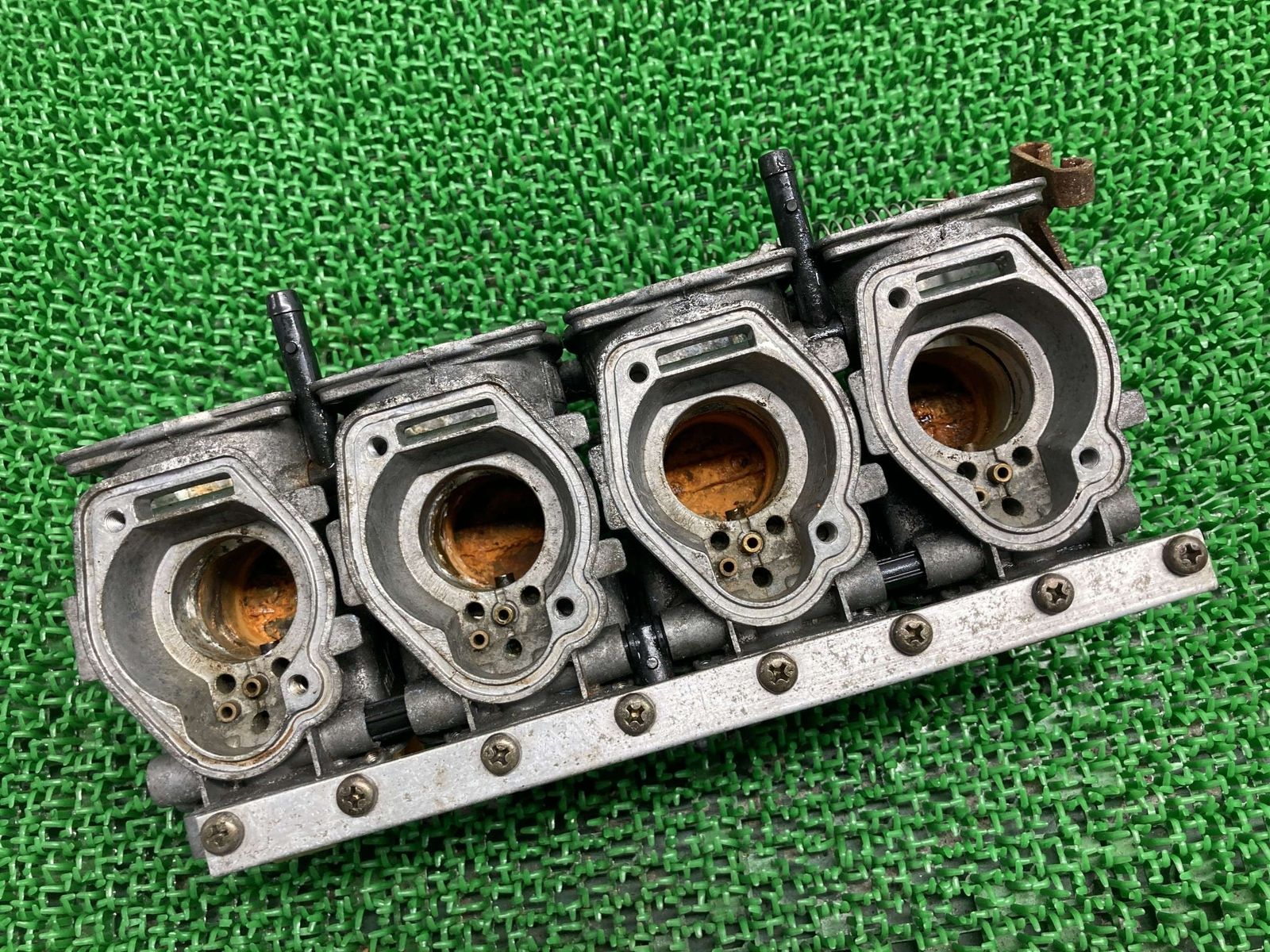 バリオス キャブレター V698 カワサキ 純正 中古 ZR250A BALIUS 修復素材に Ci 7,030円