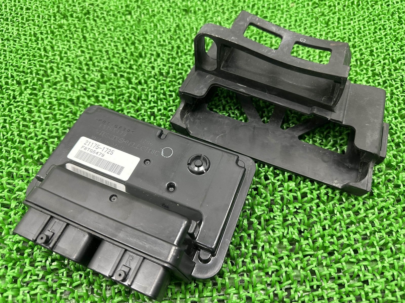 427549_1404 Ninjajpg 1000SX ECU カワサキ 純正 中古 ZXT02K Z1000SX