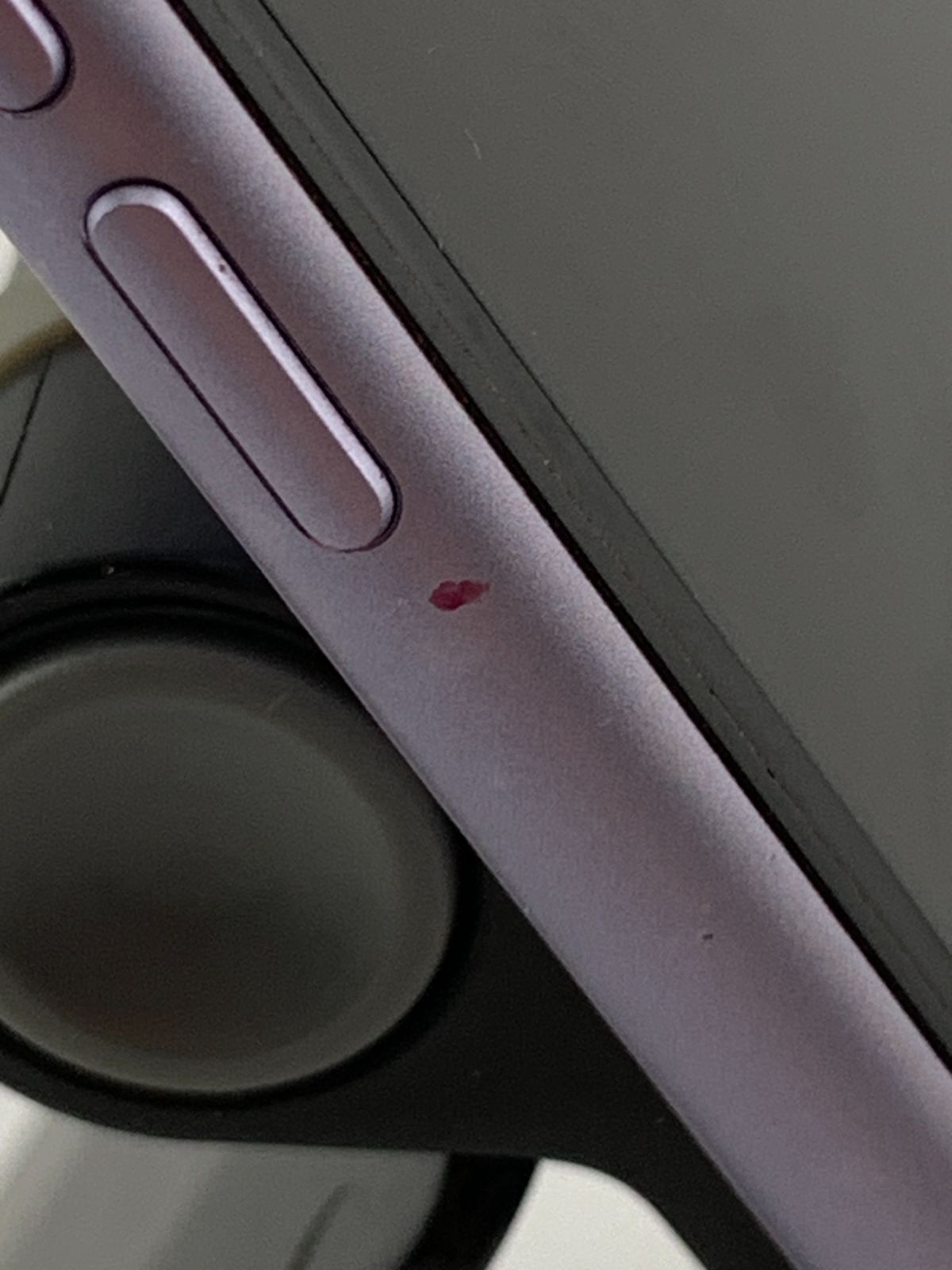 【中古・バッテリー劣化・画面キズ有・フレームキズ有】iPhone 11 64GB パープル SIMロック解除済