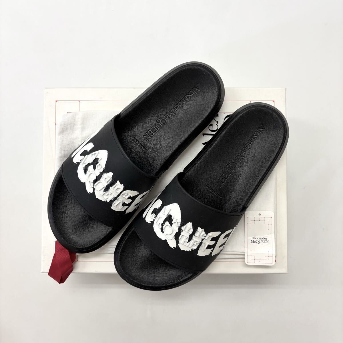 未使用 ALEXANDER McQUEEN アレキサンダーマックイーン graffity rubber pool slide スライド サンダル 41 1/2 定価41,800円 80717 0120