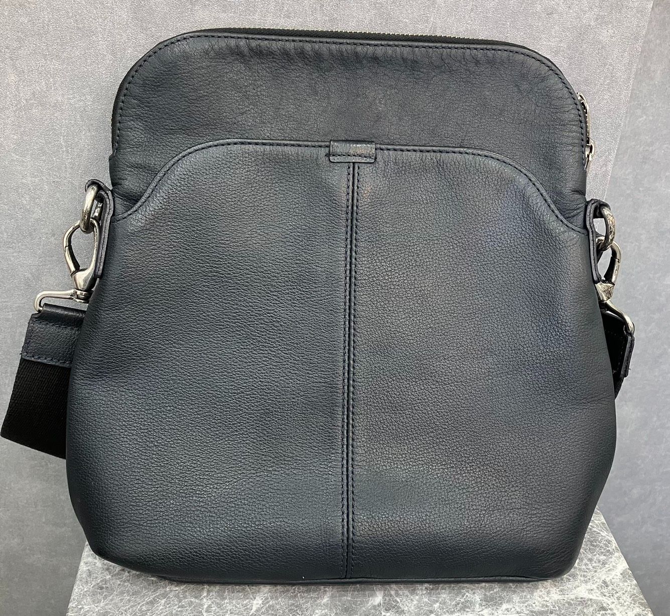 【送料無料】【早い者勝ち】【お買得品】【オシャレ】【大人気】バーバリー ショルダーバッグ
