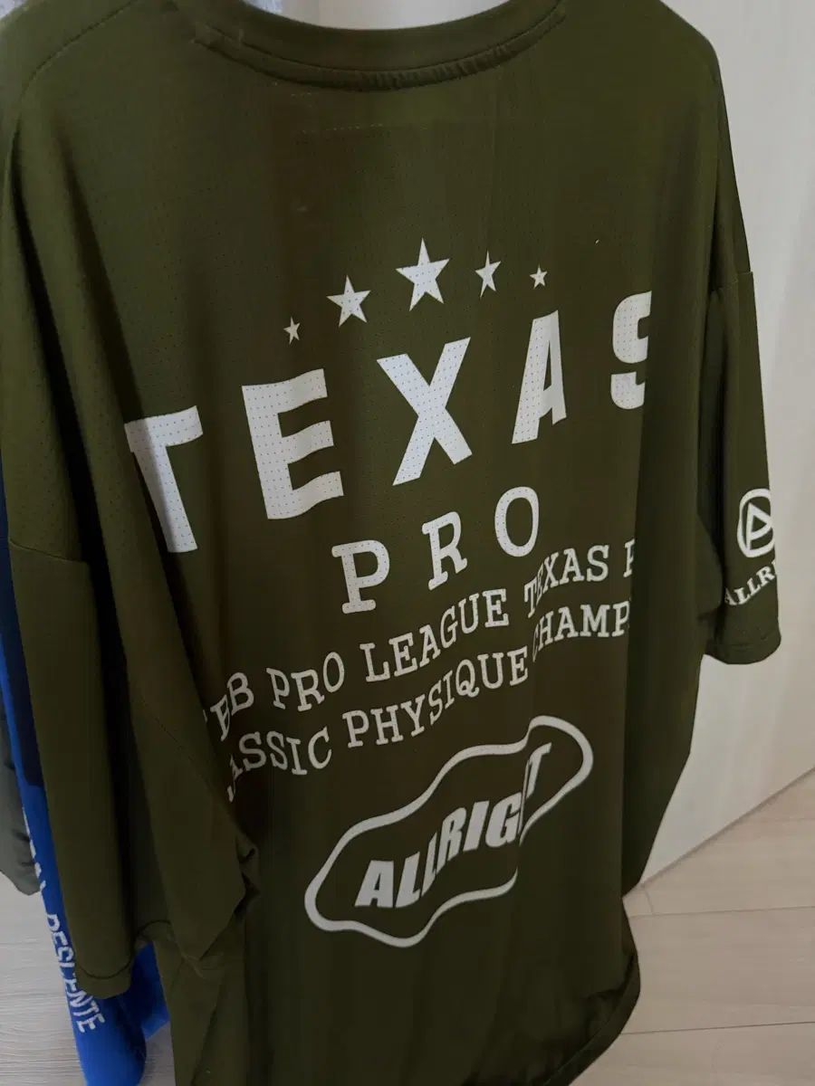 パク・ジェフン テキサス プロ Tシャツ XL