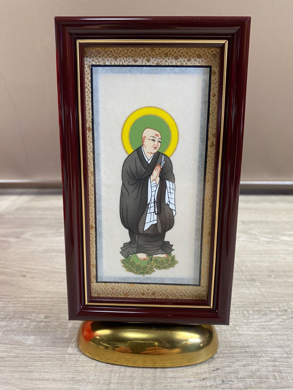 綺羅　新世紀 軸 法然上人　【本紙:手描き】　浄土宗　小　国産品　ロイヤルレッド　スライドタイプ　S26-0100AN