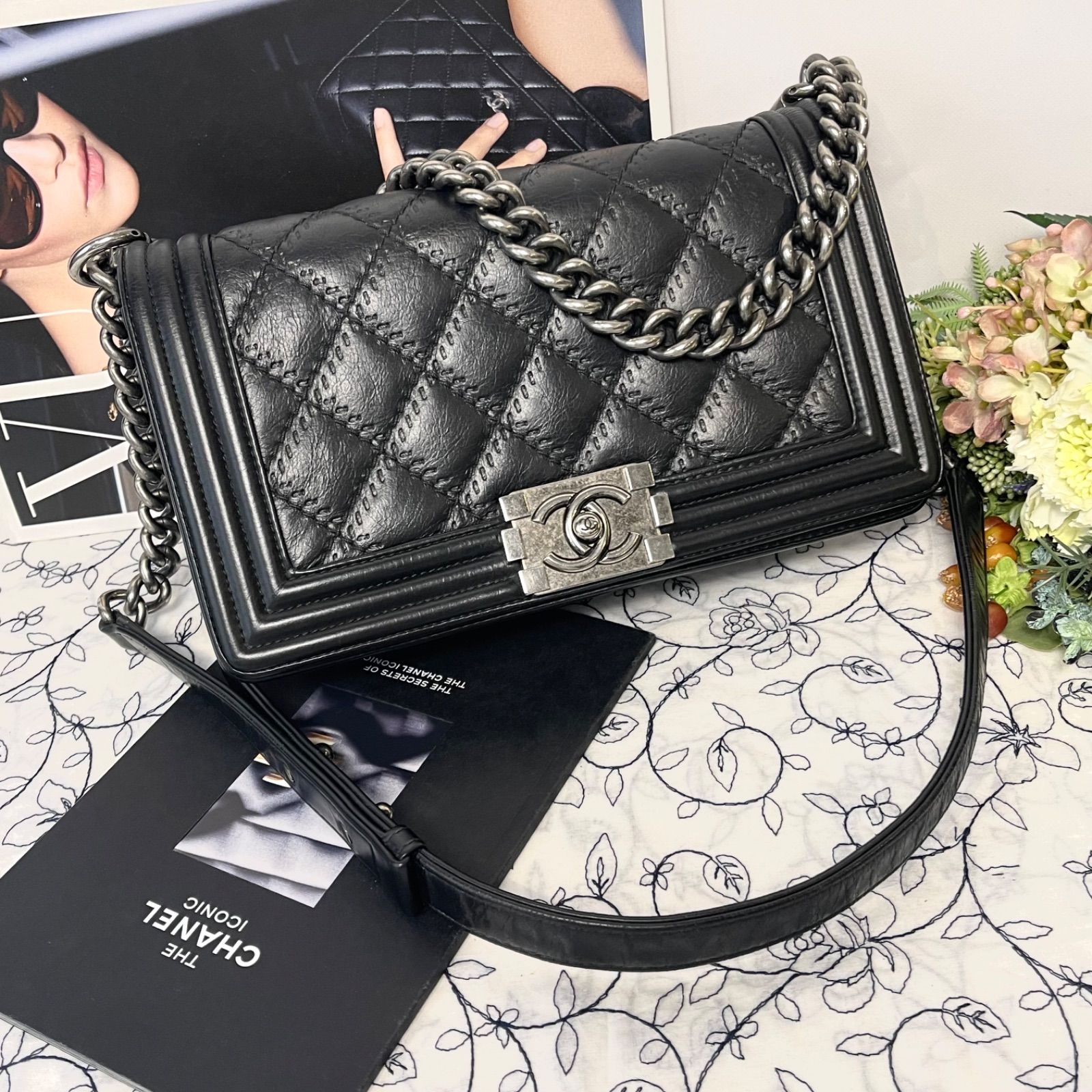 CHANEL シャネル【美品】ボーイシャネル マトラッセ ショルダーバッグ 黒 179,000円