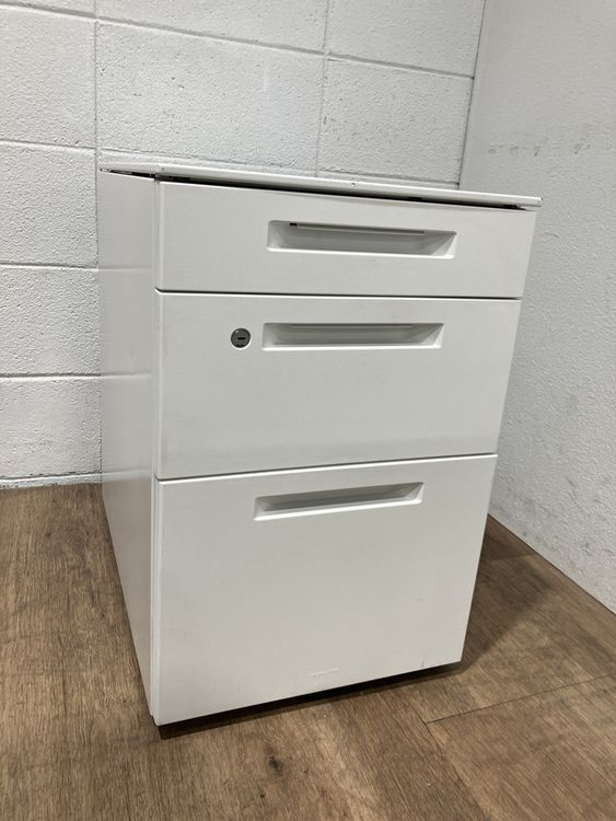 【中古品】コクヨ isシリーズ インワゴン SD-IS46C3 ホワイト