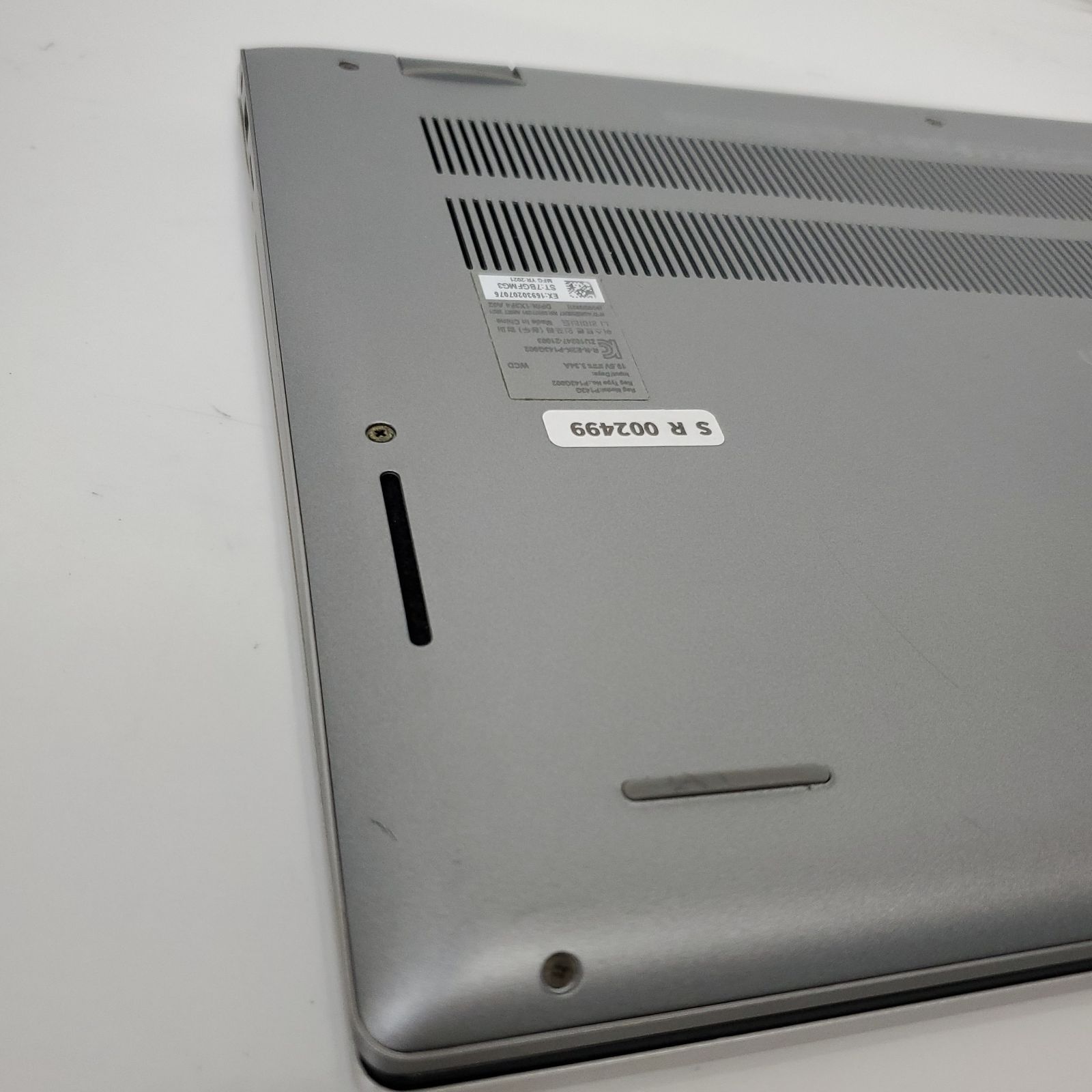 大容量！ノートPC・Dell Inspiron 5415・AMD Ryzen 7・メモリ16GB