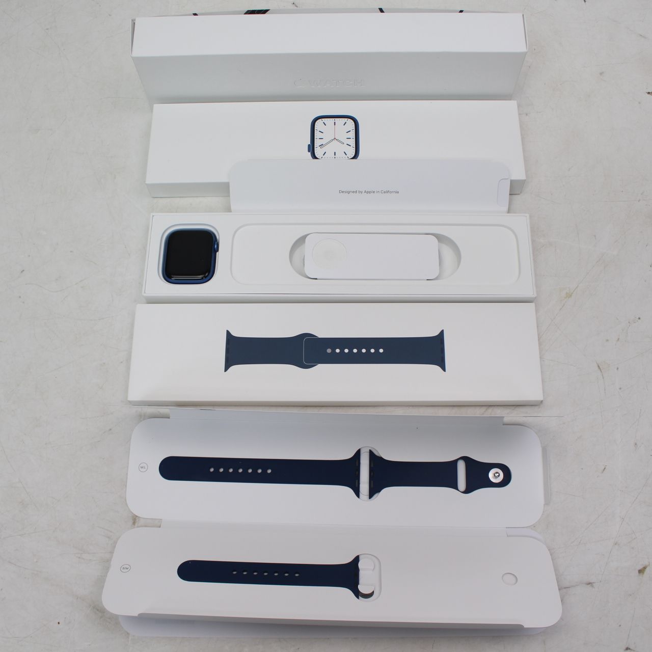 765)Apple Watch Series 7 GPSモデル 45mm MKN83J/A 最大容量81% ブルーアルミニウムケース