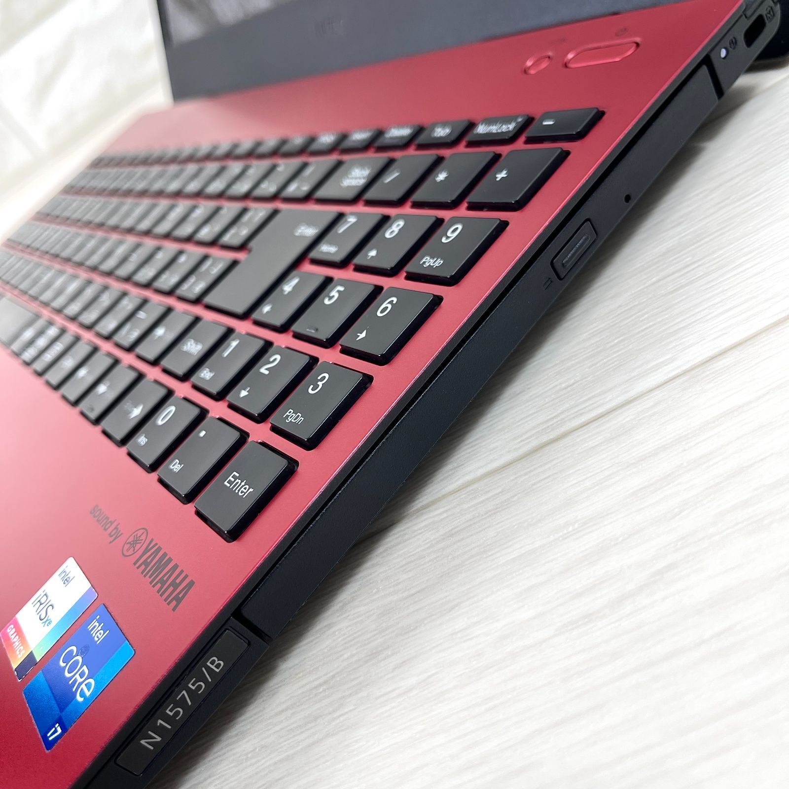 2021年モデル NEC LAVIE 第11世代 corei7 NVMeSSD512GB メモリ16GB