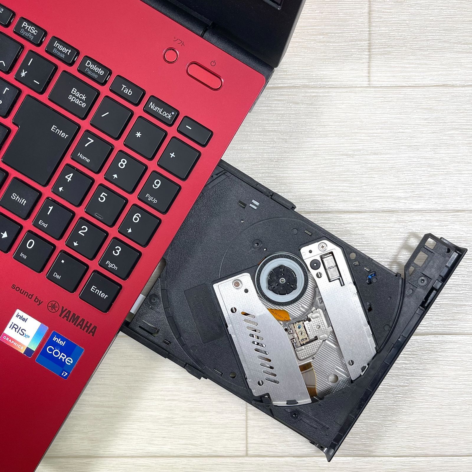 2021年モデル NEC LAVIE 第11世代 corei7 NVMeSSD512GB メモリ16GB