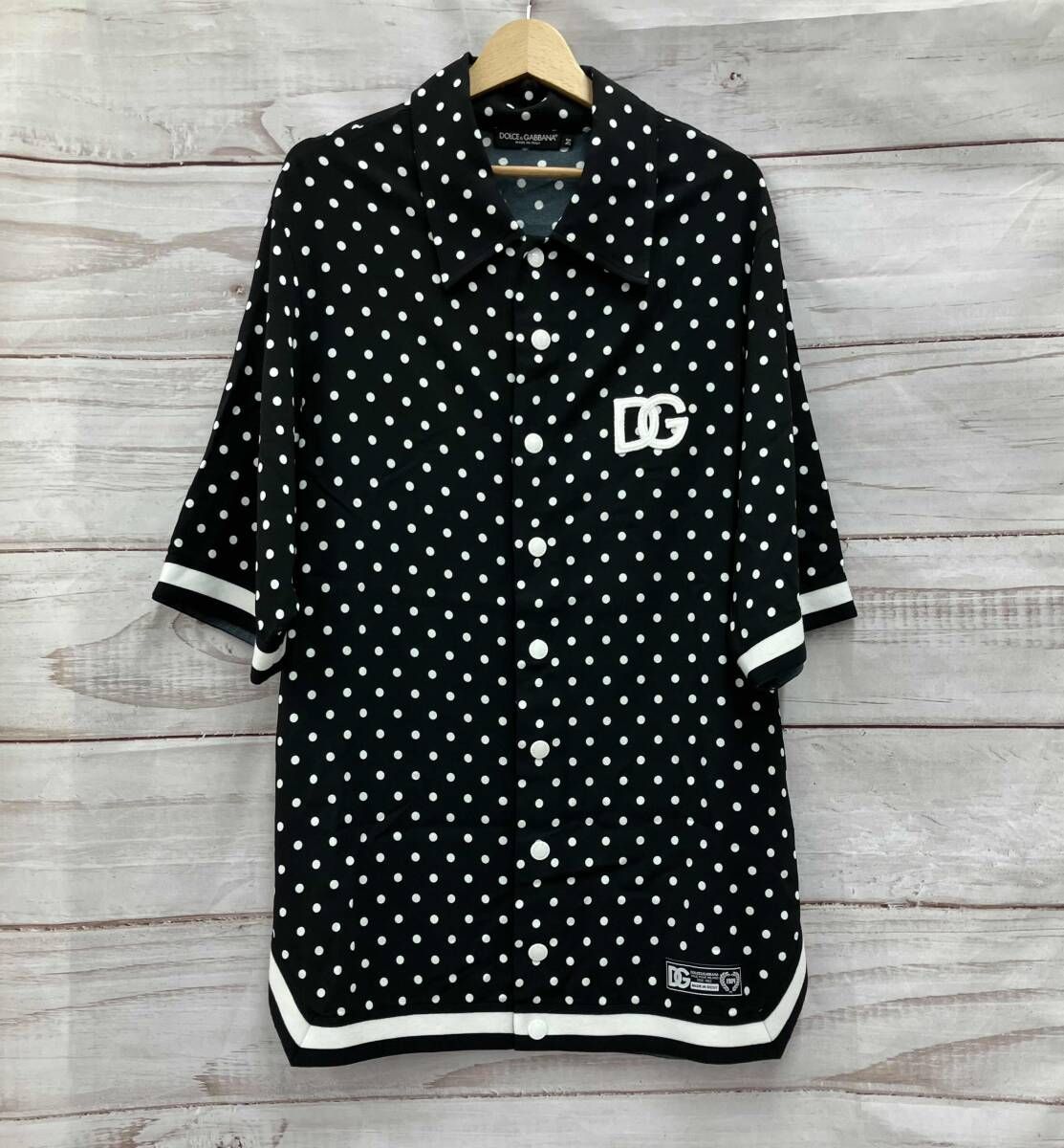 DOLCE&GABBANA ドルチェ&ガッバーナ 半袖シャツ G5JX9Z メンズサイズM ブラック系ドット柄 13,190円