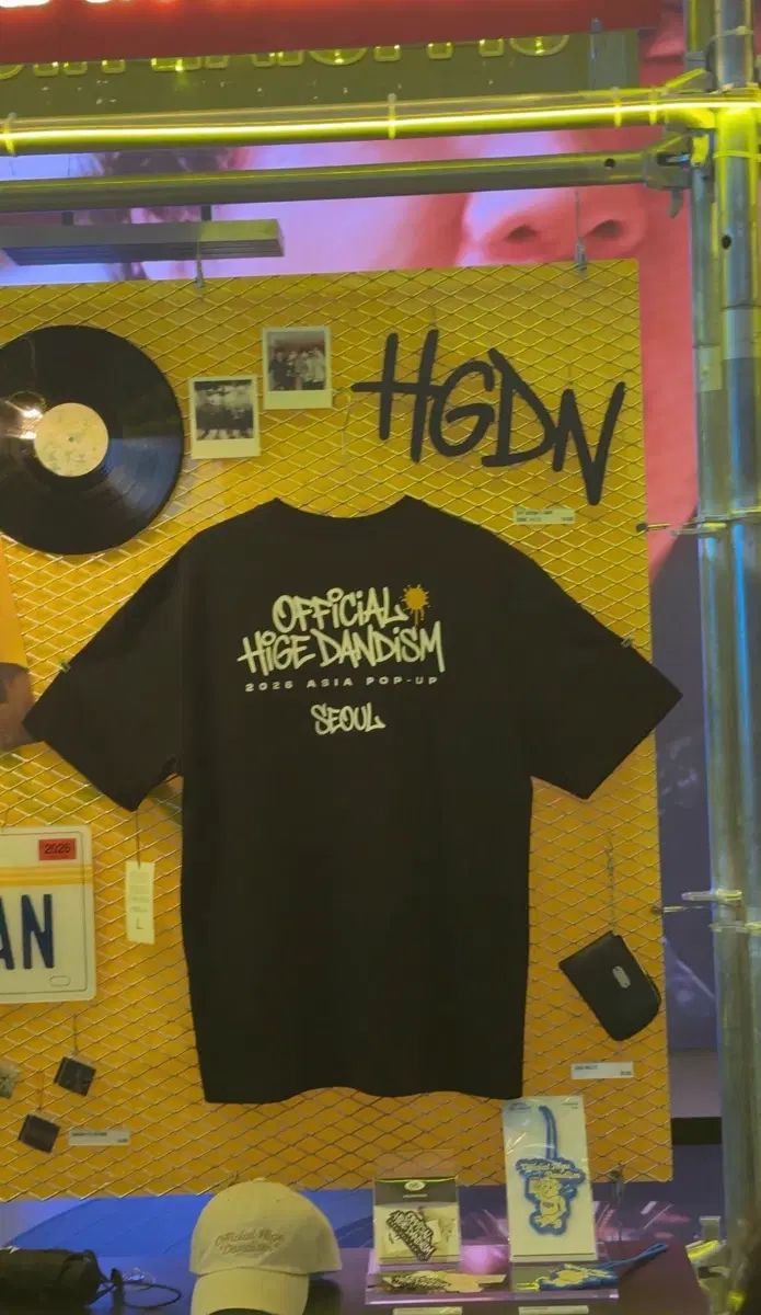 Official髭男dism ポップアップ SEOUL Tシャツ 半袖 Tシャツ L ブラック