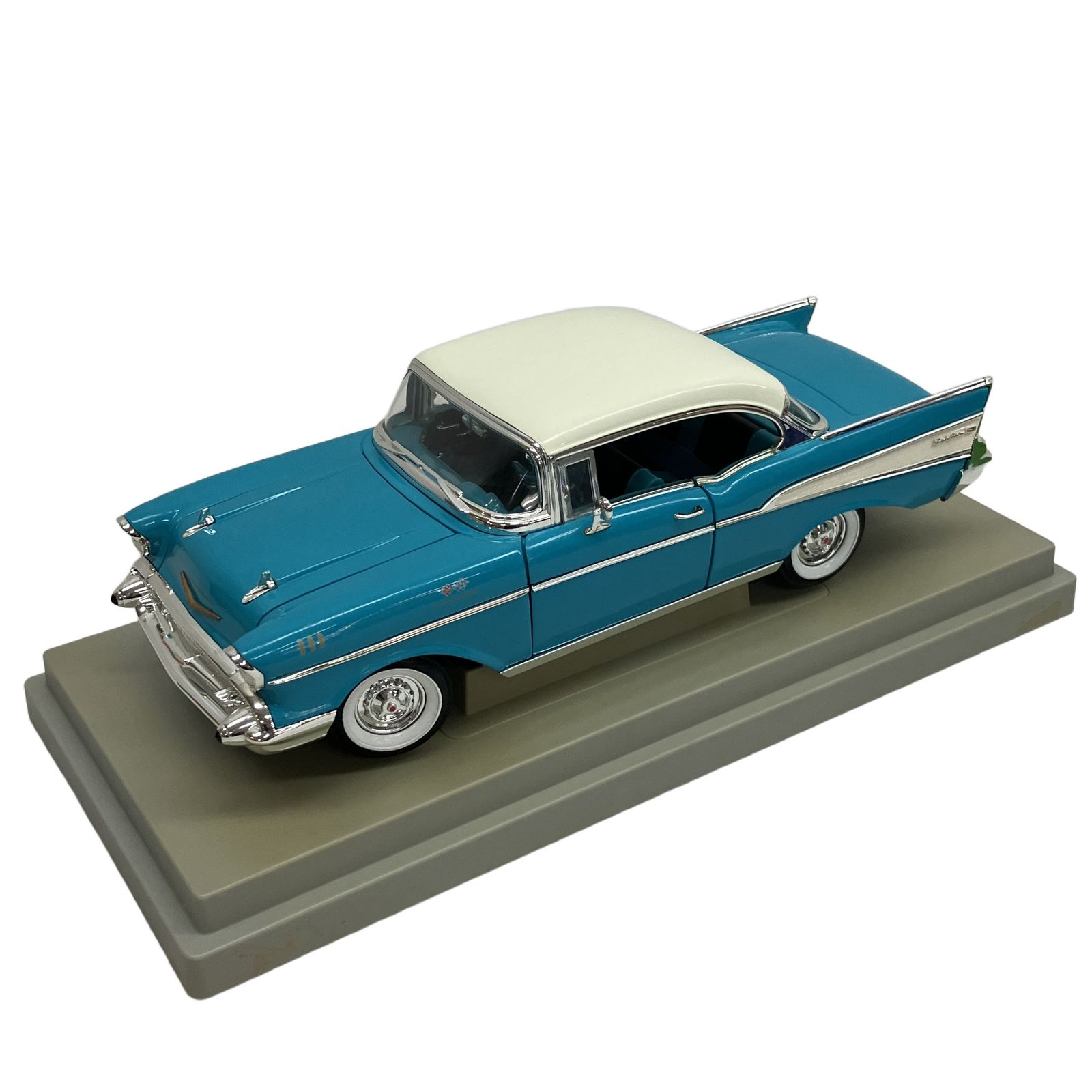ERTL 7901 1/18 1957 CHEVROLET BEL AIR シボレー ベルエア ミニカー アーテル 中古 C11515285 11,248円