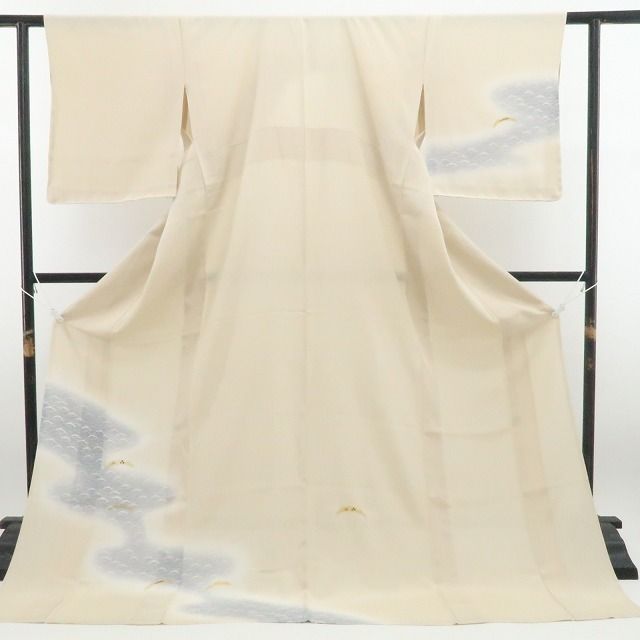 新品・夏訪問着】縦絽 露芝 夏着物 正絹 仕付け糸付 tomihisa”季節の風