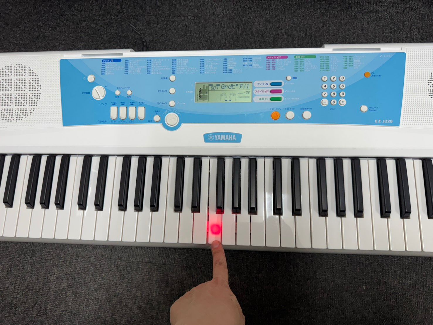 限界値下げ 希少 送料込み】 ヤマハ YAMAHA EZ-J220 電子キーボード
